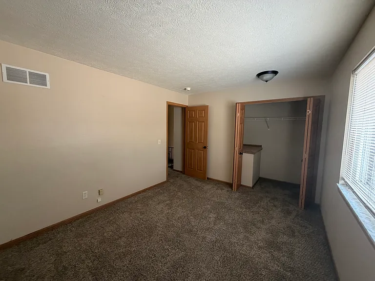 370 Lincoln St SW #D — Photo 18