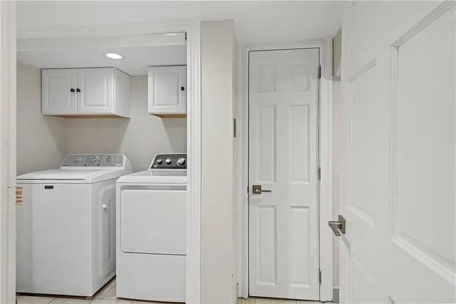 2429 Octavia St — Photo 15