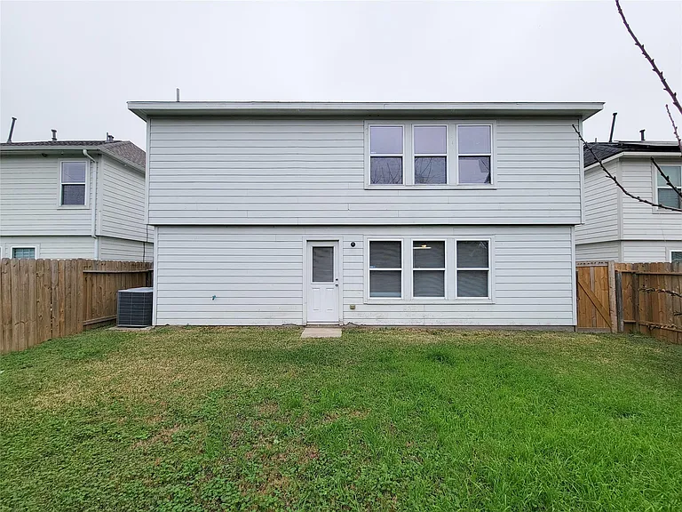 3602 Zephyr Glen Way — Photo 42