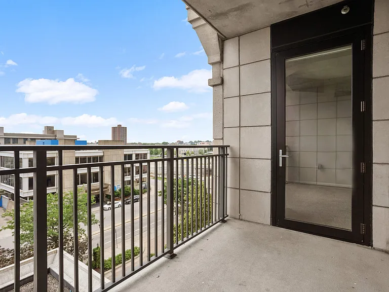 500 E Grant St — Photo 20