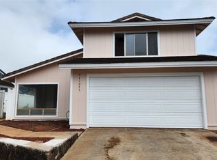 94-1075 Puana St, Waipahu, HI 96797