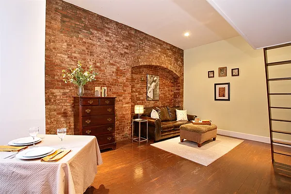 Sold by Corcoran | media 14