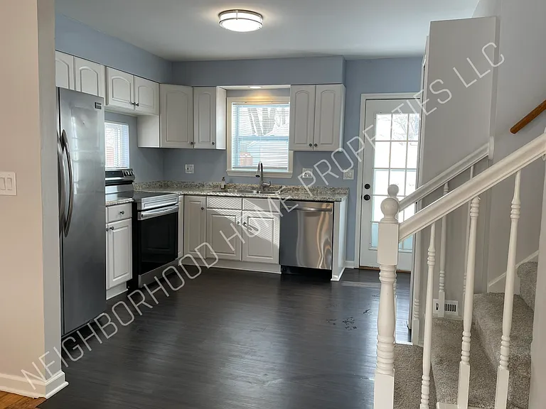 2450 Gerald Ave — Photo 17