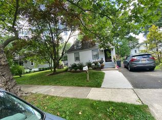 84 Harrop Pl, Ewing, NJ 08618