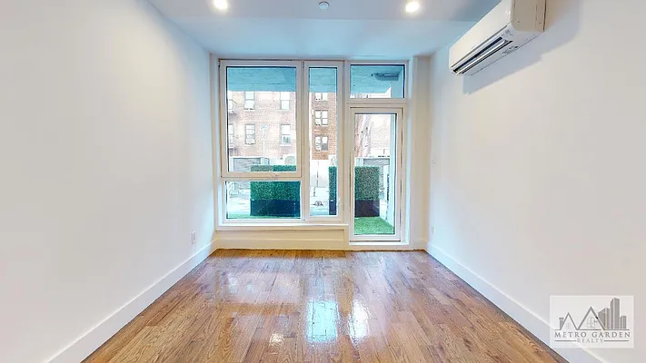 Rented by Metro Garden Realty NYC | media 36