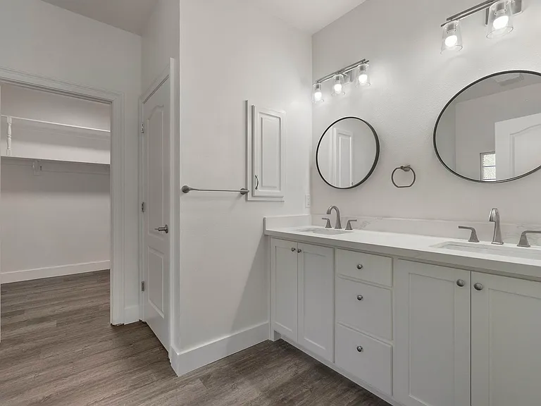800 Shadow Ridge Dr — Photo 25