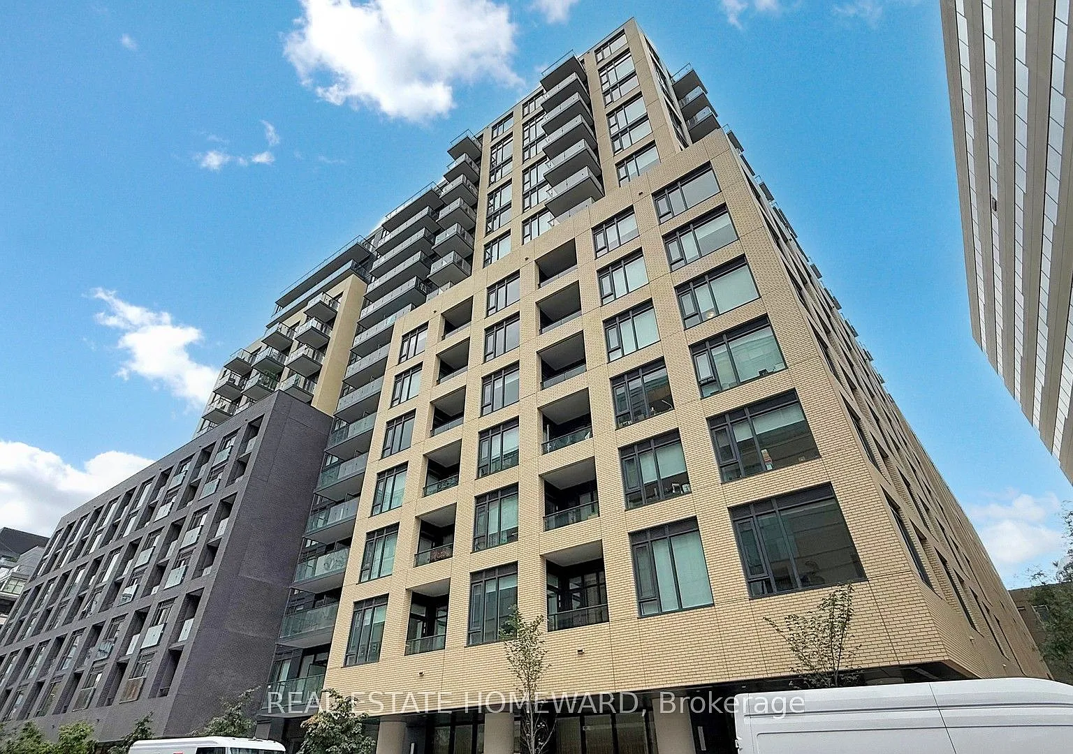 543 Richmond Residences At Portland — Photo 1