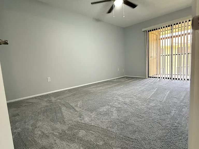 6010 Laketree Ln #F — Photo 6