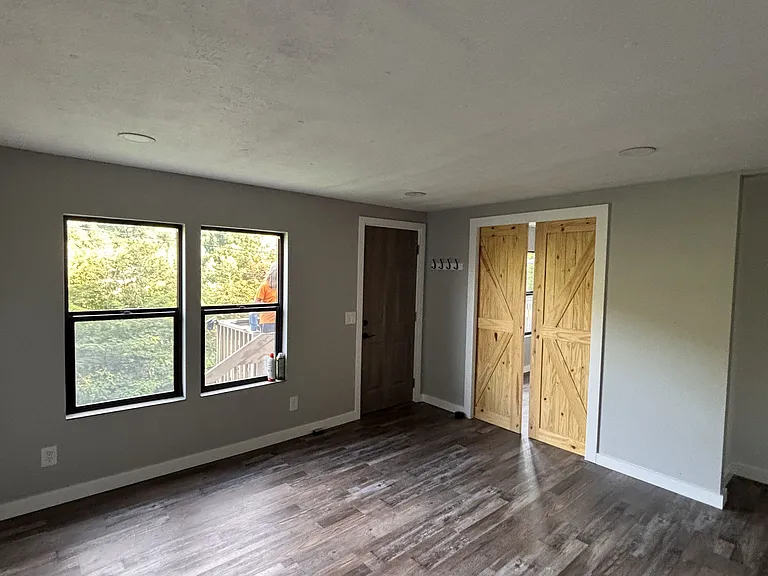 Bays Mountain Rd — Photo 2