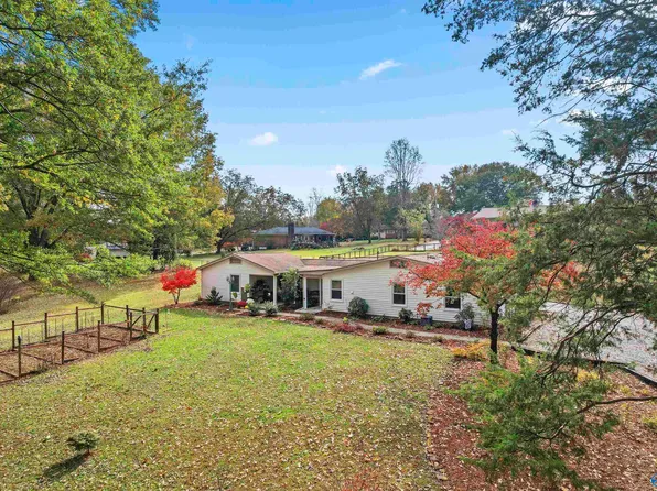 160 Airport Dr, Brownsboro, AL 35741