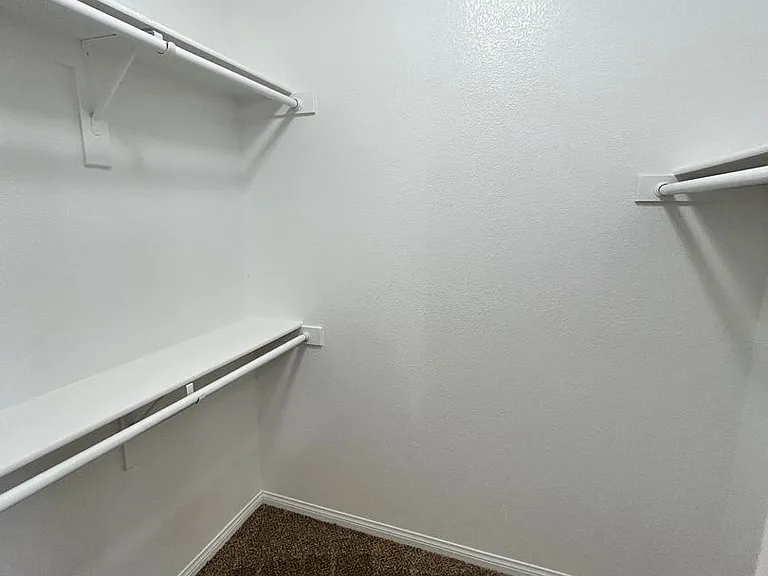 10743 Knickerbocker Ave — Photo 37