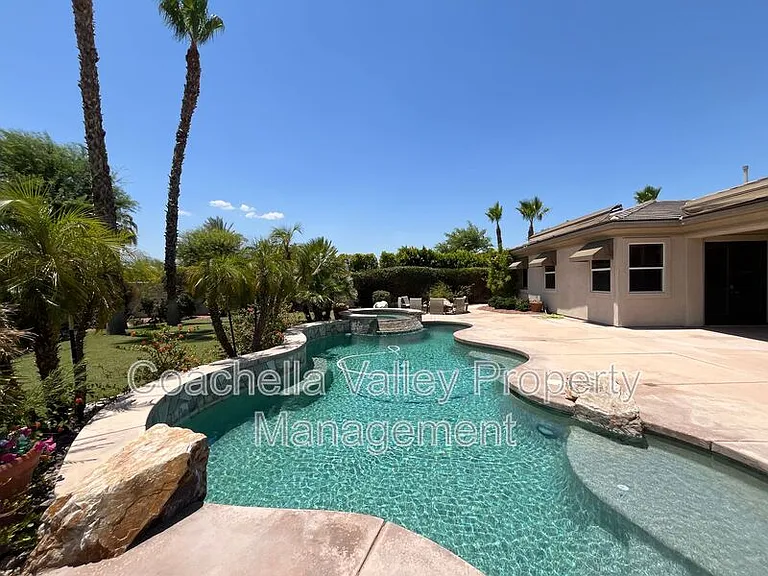 135 Tesori Dr — Photo 6