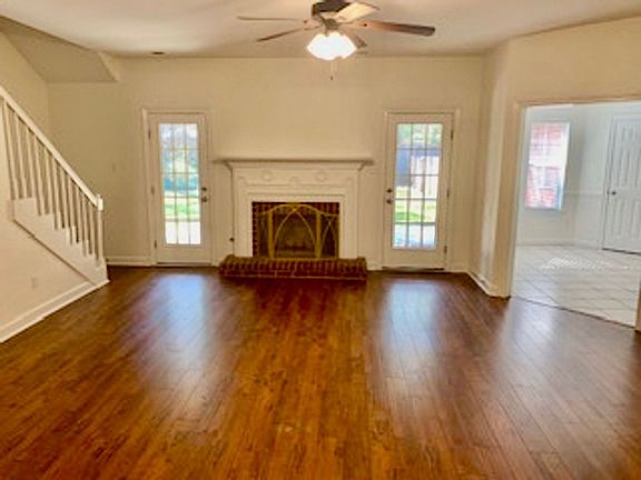 3rd image of 1124 Sewannee Ct