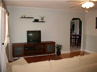 9244 Military Trl, Navarre, FL 32566