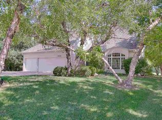 7206 E Cedaridge Cir, Wichita, KS 67226