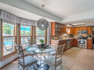 10071 Hounsdale Dr NW, Pickerington, OH 43147