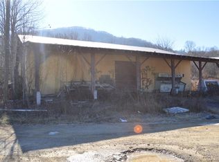 1796 Pigeon Rd, Waynesville, NC 28786