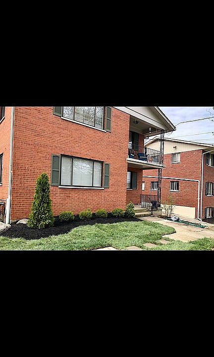 1st image of 525 Rosary Dr