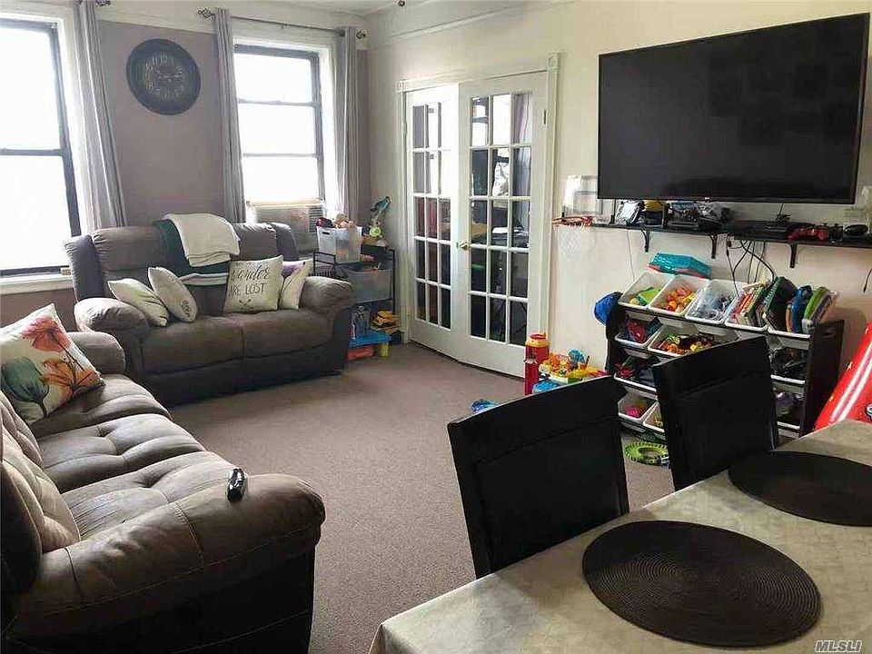 1st image of 16710 Crocheron Ave APT 2P