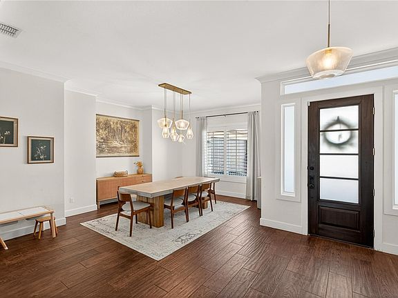 5th image of 5830 Lago Vista Dr