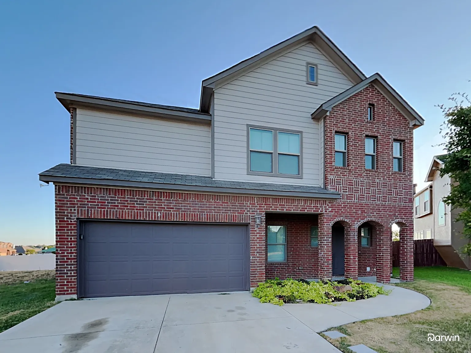 5 bed, 3.5 bath, 2954 sqft, $2,825 — Photo 1