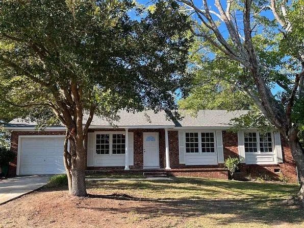 165 Casbel Ct, Hopkins, SC 29061