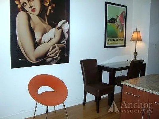 Rented by Anchor Associates | media 32