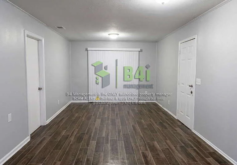 4 Dean Dr — Photo 8