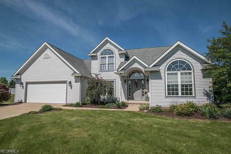 1st image of 1417 Lakewood Cir