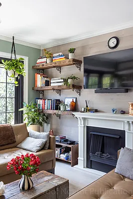 Sold by Compass | media 8