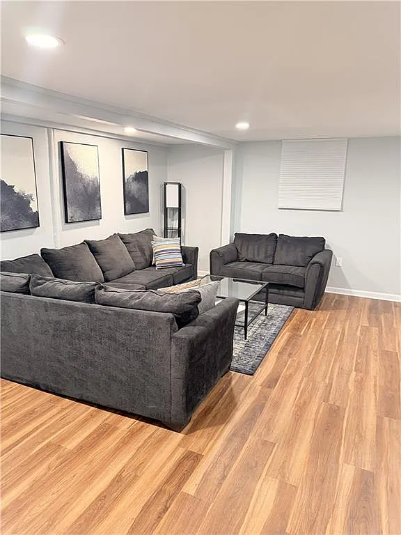 1 bed, 1.0 bath, 1542 sqft, $1,400 — Photo 3