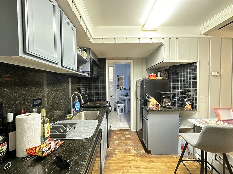 2141 W Webster Ave #FB — Photo 3