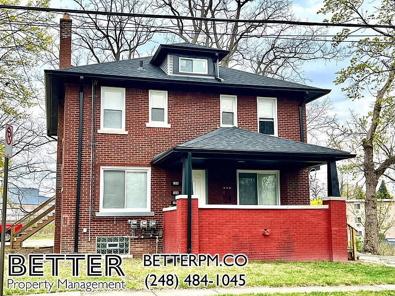 104 Henderson St — Photo 14