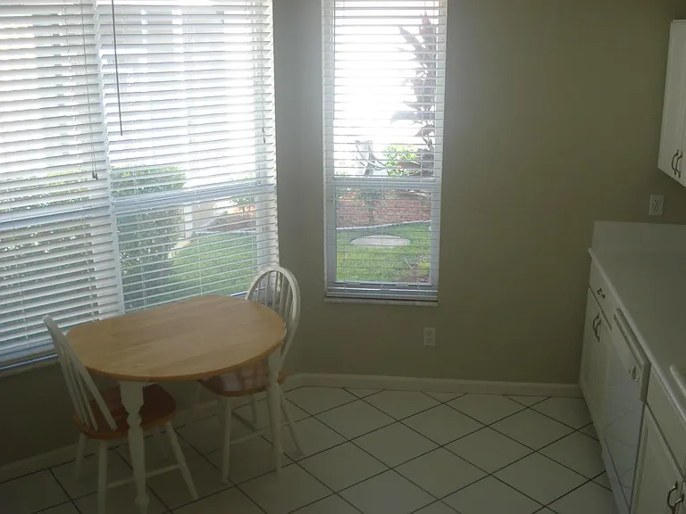 6793 SE Warwick Ln — Photo 7