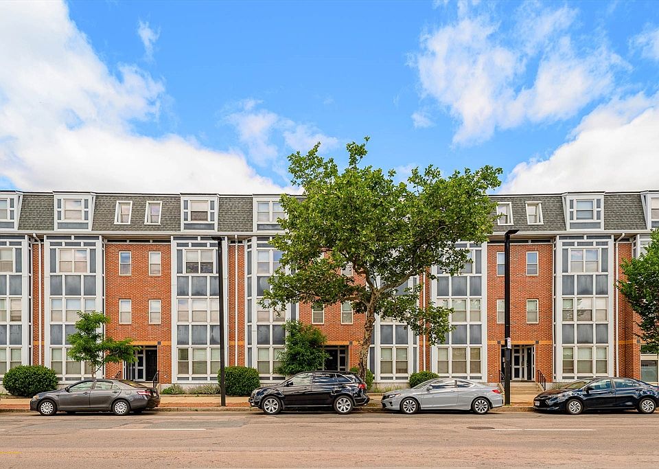 1st image of 955 Tremont St APT 1
