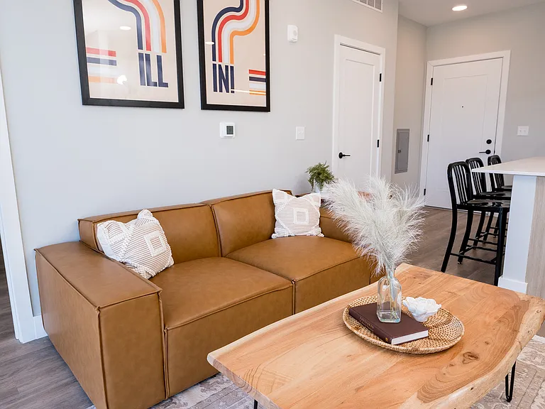 60 E Green St #212 — Photo 6