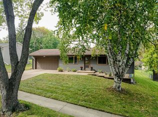 2618 Fell Rd, Madison, WI 53713