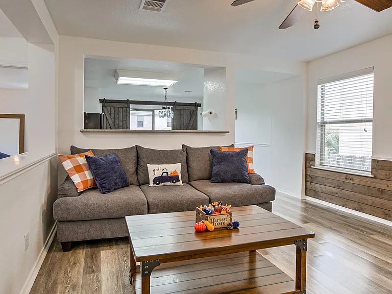 2322 Kuykendall Dr — Photo 22