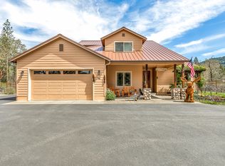 68 Busch Rd, Trail, OR 97541