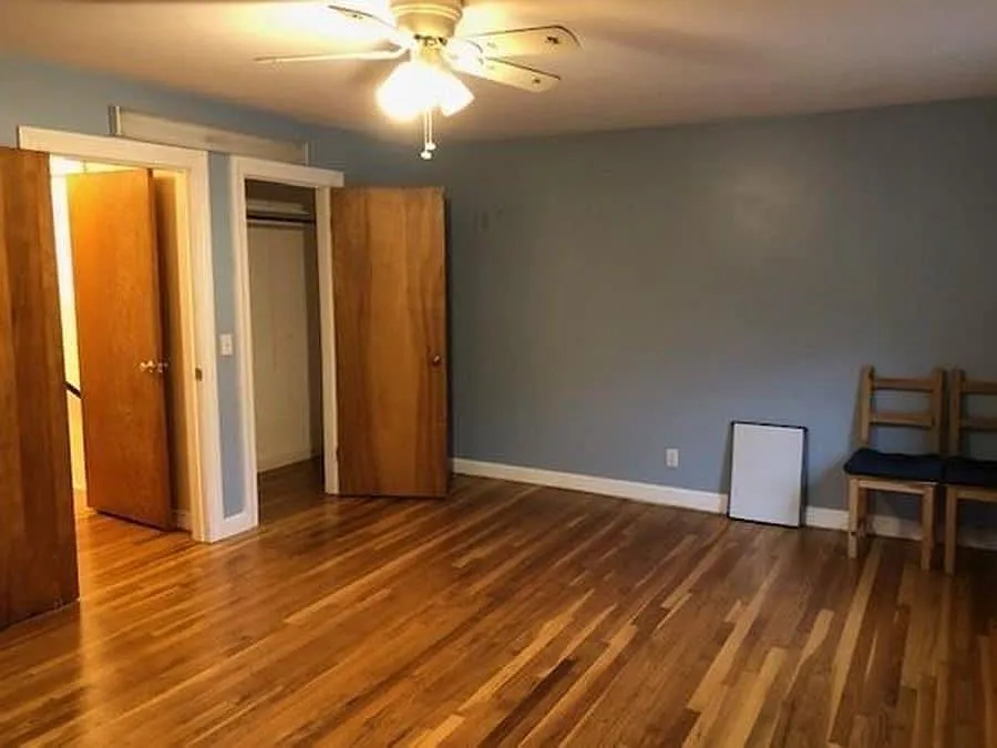 3 bed, $6,000 — Photo 4