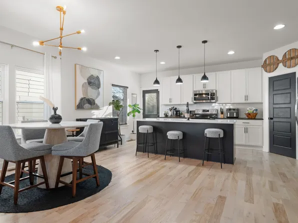 3111 River Dr, Nashville, TN 37218