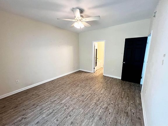 4th image of 31 Falkland Ave