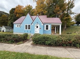 46 Van Buren St, Dolgeville, NY 13329