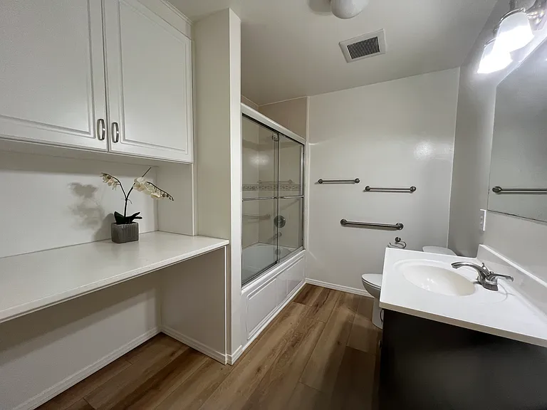 1615 Lyndon St — Photo 33