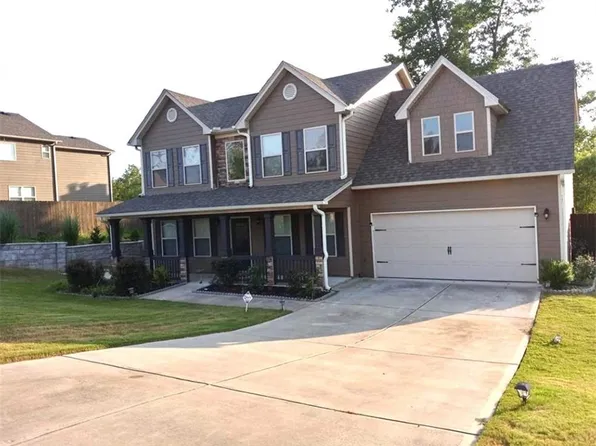 1615 Newport Dr, Bethlehem, GA 30620