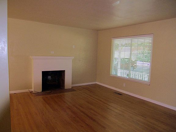2nd image of 4634 Peter Ave