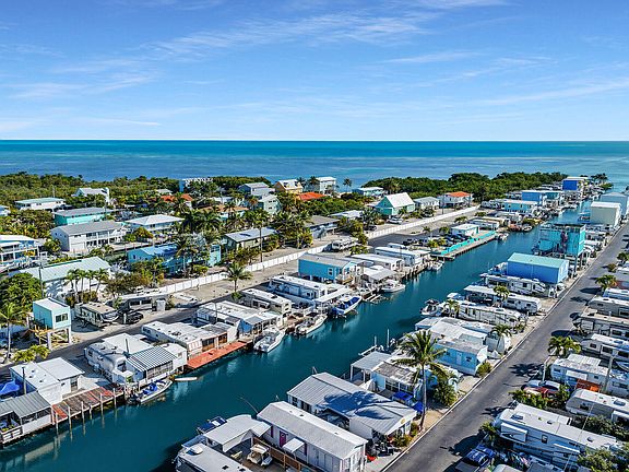 3rd image of 6099 Overseas Hwy Lot 48E