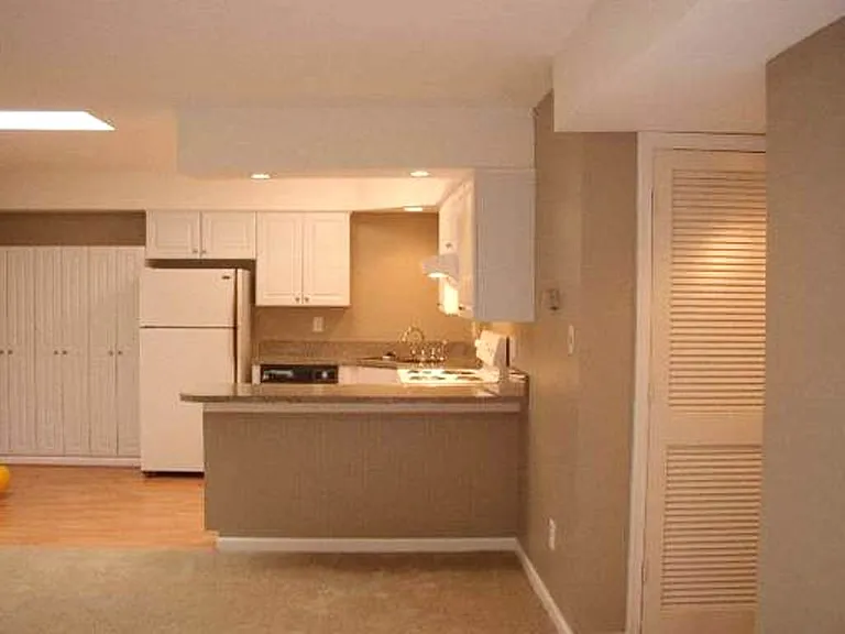 1006 Angler Ln — Photo 1