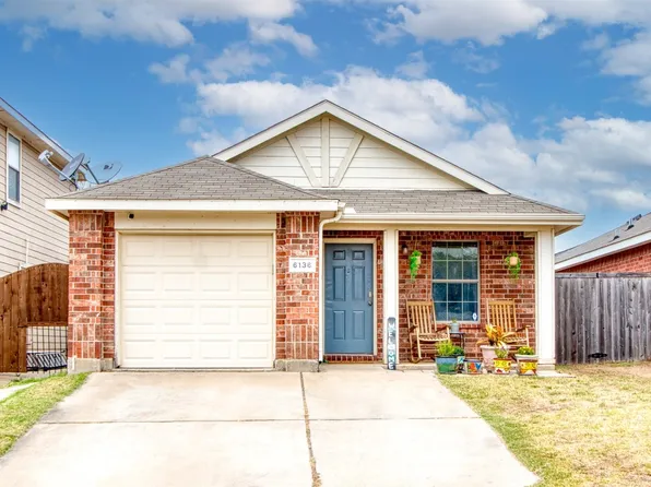 6136 River Cross Dr, Fort Worth, TX 76114