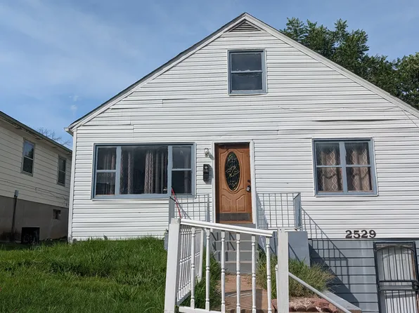 2529 Ada Ave, Saint Louis, MO 63136